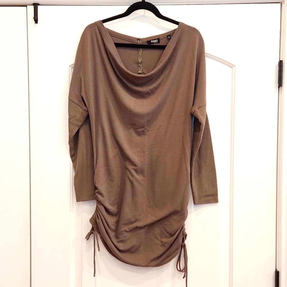 Threads Saks Fifth Avenue Sweater Size L